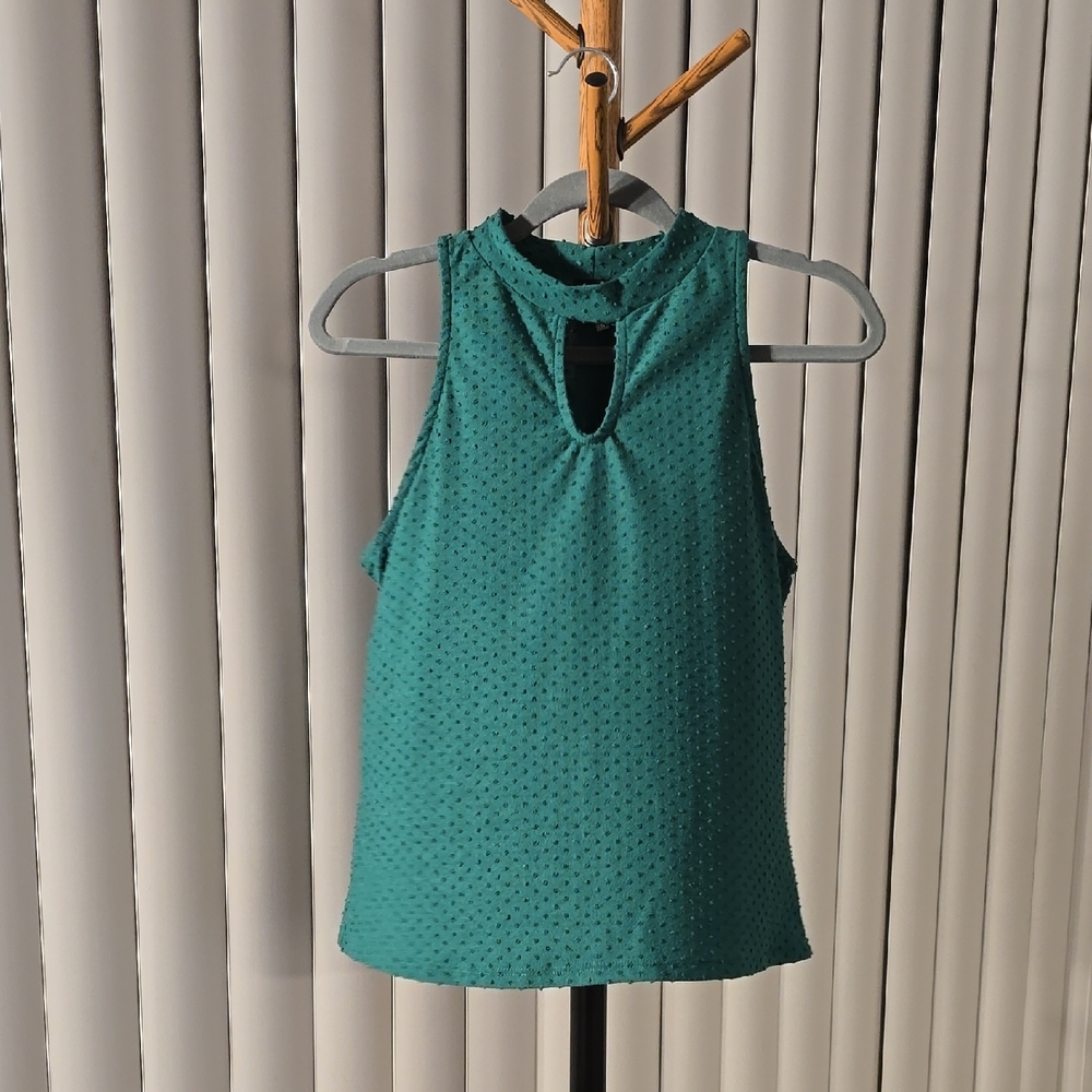 W5 Green Cut Out Tank Top